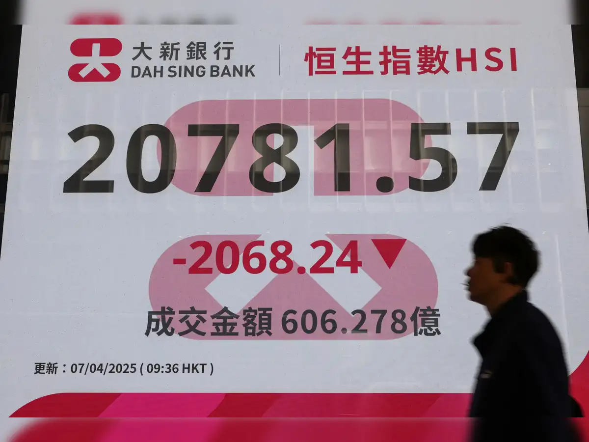 China stocks crash, Hong Kong dives 10% in worst plunge since 2008 as  tariff fallout spreads - The Economic Times