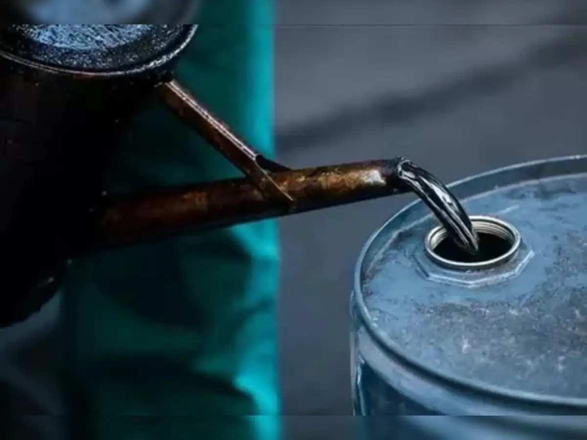 oil prices today after biggest gain in a week: Why oil prices are rising  today: Brent crude near $62 as Venezuela and Middle East tensions keep  markets on edge - The Economic Times