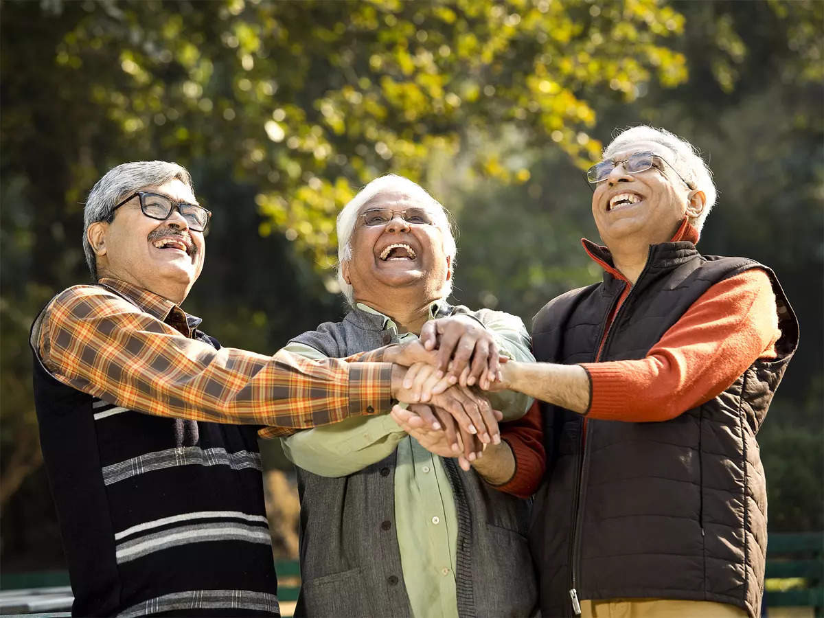Total 35+ imagen indian senior citizen age