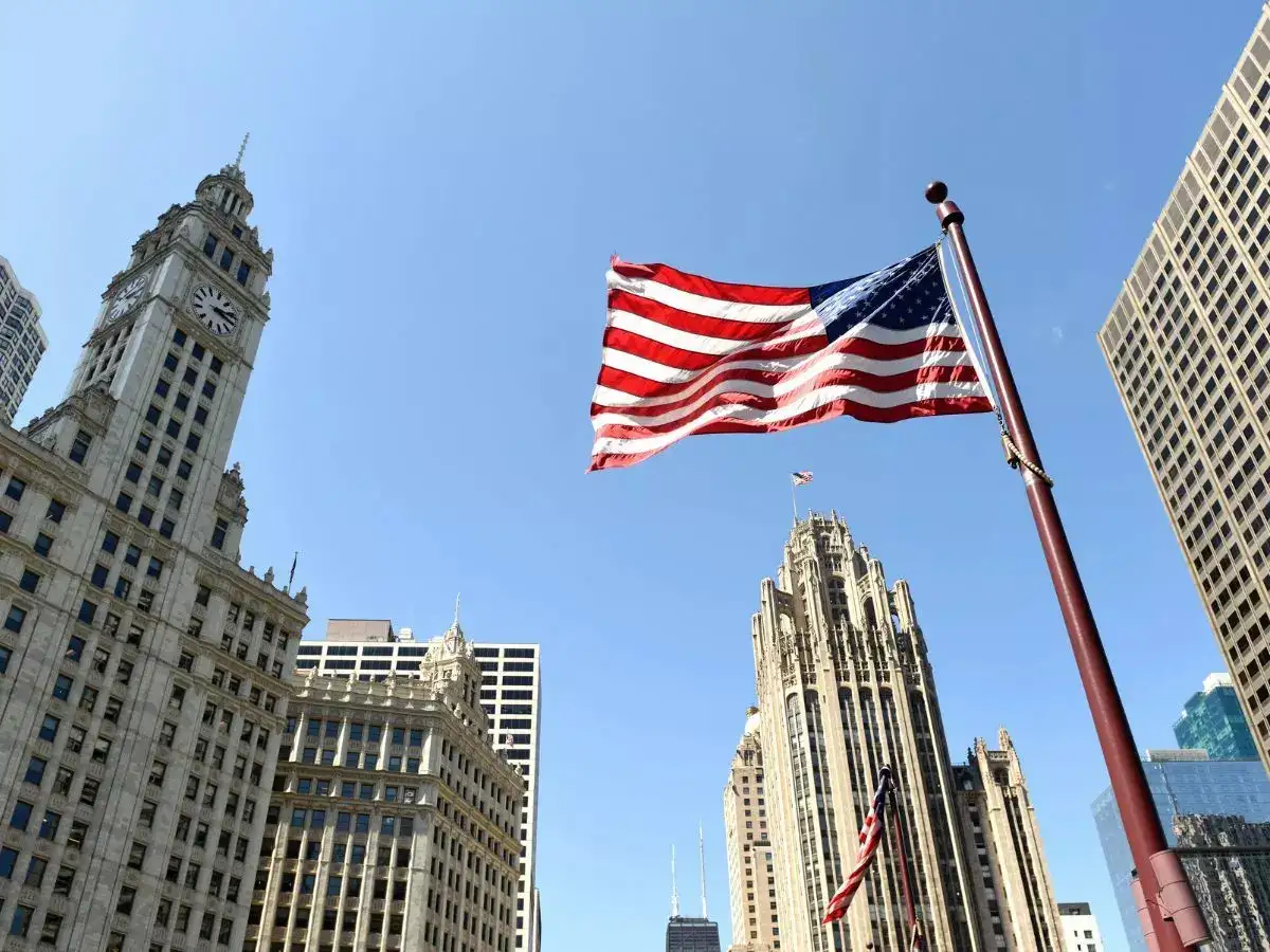 Immigrant students in Minneapolis turn to remote learning