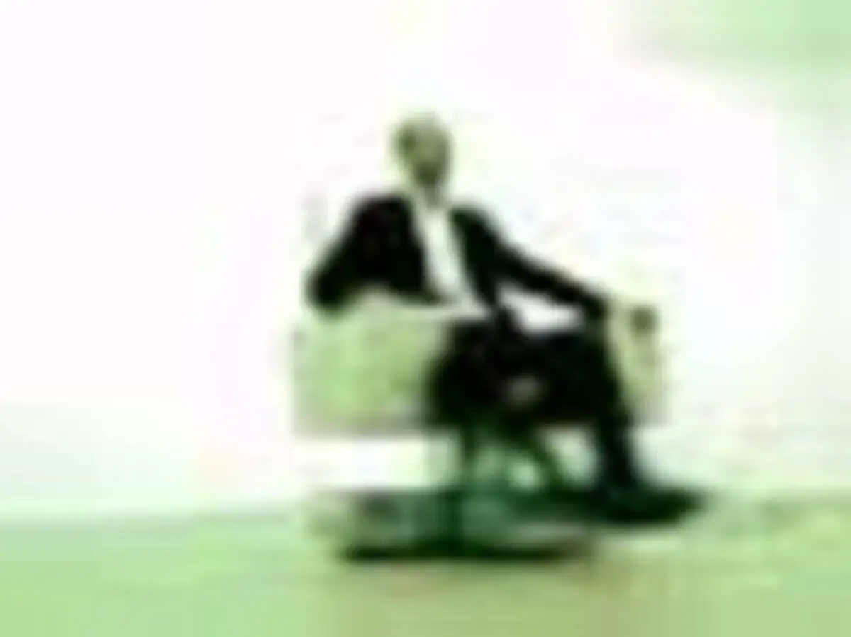 An outsider may be the next chairman of Infosys: Murthy - The Economic ...