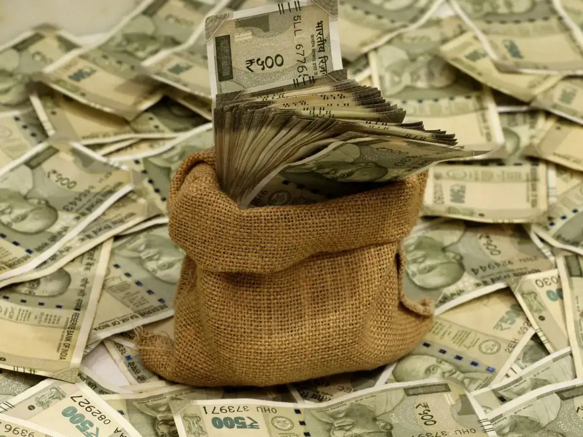 Some small cap funds reopen, others stay closed: 5 key investor takeaways