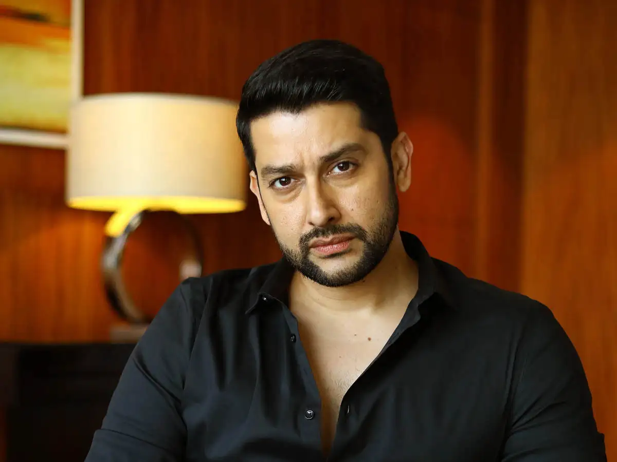 Coronavirus Aftab Shivdasani Tests Positive For Coronavirus Says He S In Home Quarantine The Economic Times Resham ka rumaal |great grand masti |riteish deshmukh,vivek oberoi |aftab shi. aftab shivdasani tests positive