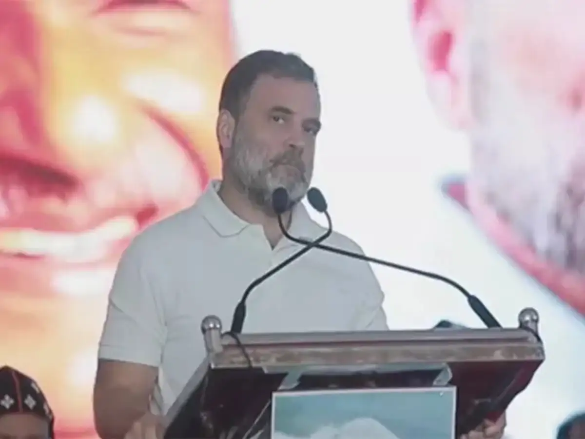 पिछले 10 सालों से सरकार द्वारा 'परेशान': राहुल गांधी ने रॉबर्ट वाड्रा के खिलाफ ईडी की चार्जशीट की आलोचना की - द इकोनॉमिक टाइम्स