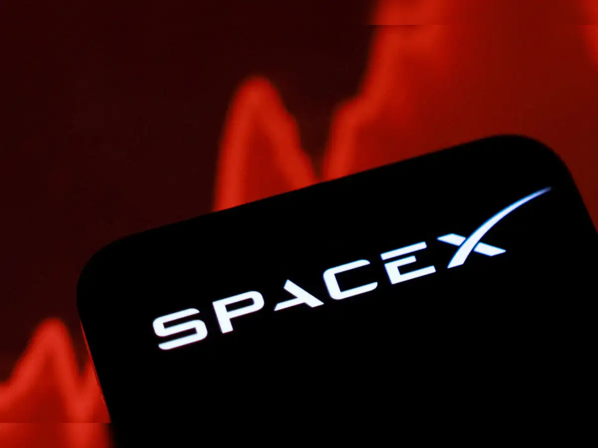 SpaceX: SpaceX seeks access to 80,000 US cell sites for wireless ...