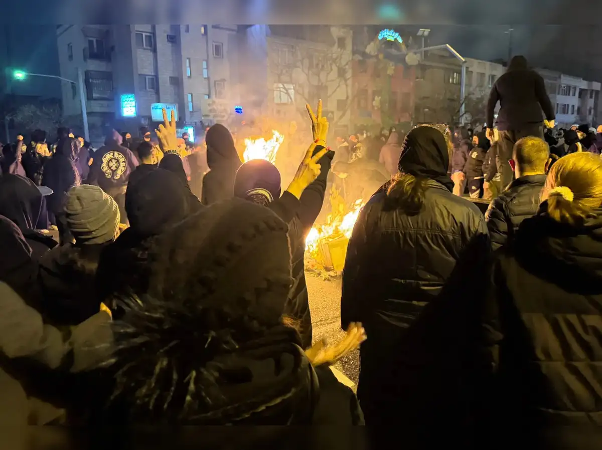 Crypto crash death toll (75) foto