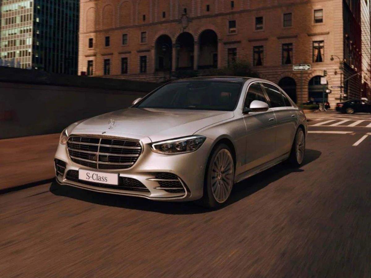 Mercedes Benz S Class Price Mercedes Benz Rolls In Imported Version Of S Class In India Price Starting At Rs 2 17 Cr The Economic Times