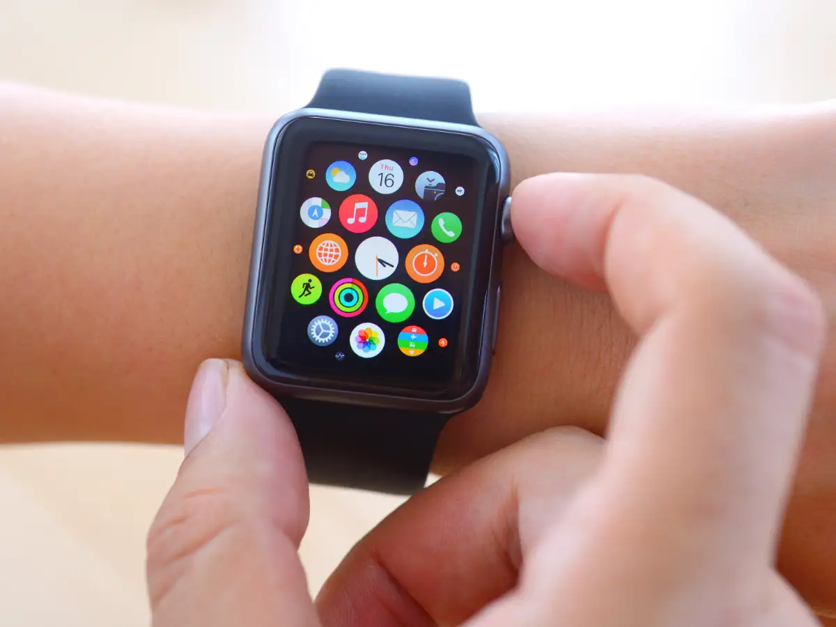 US trade tribunal to consider new Apple Watch import ban - The Economic Times