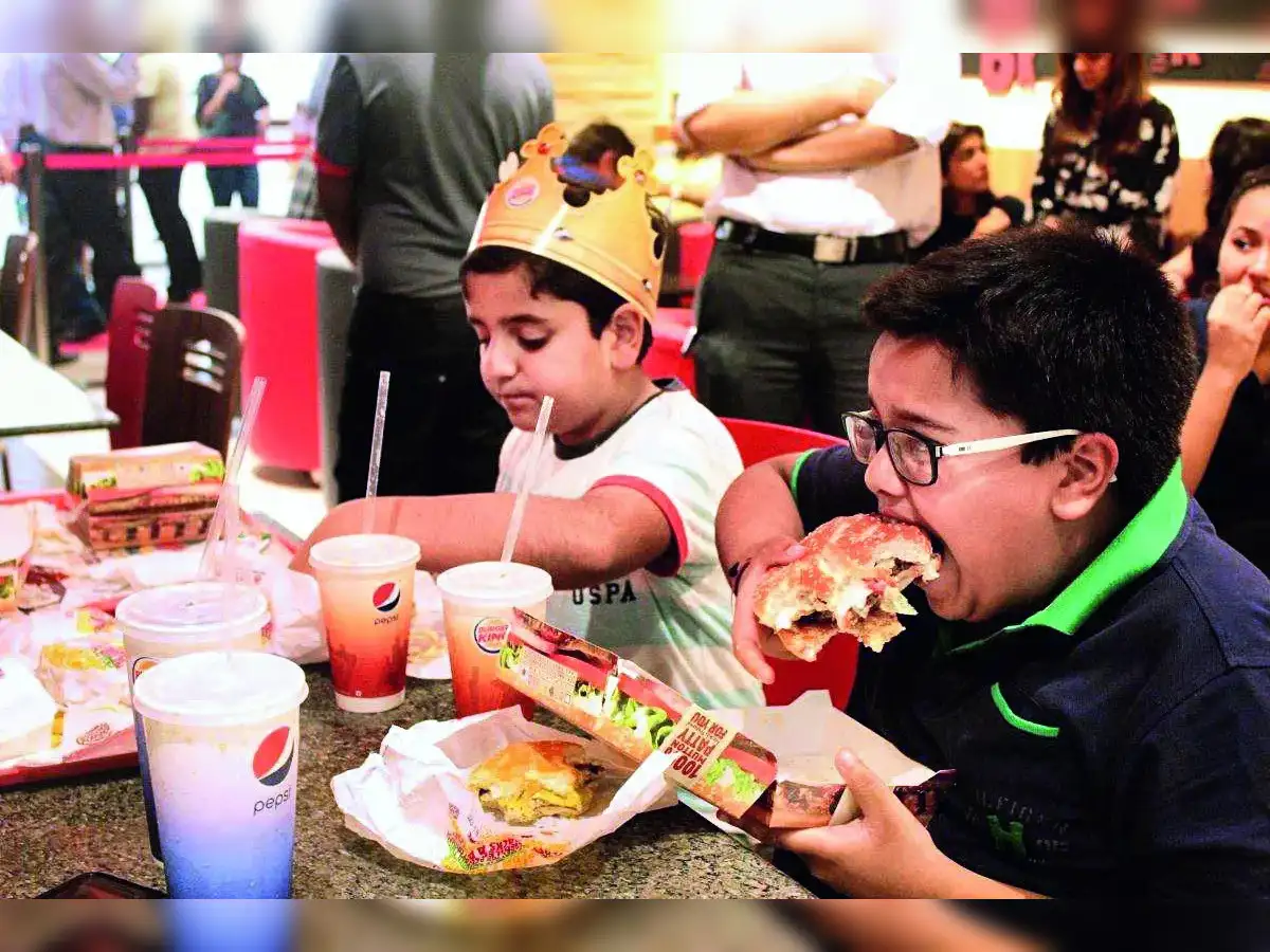 Britain, US are rewriting junk food policy