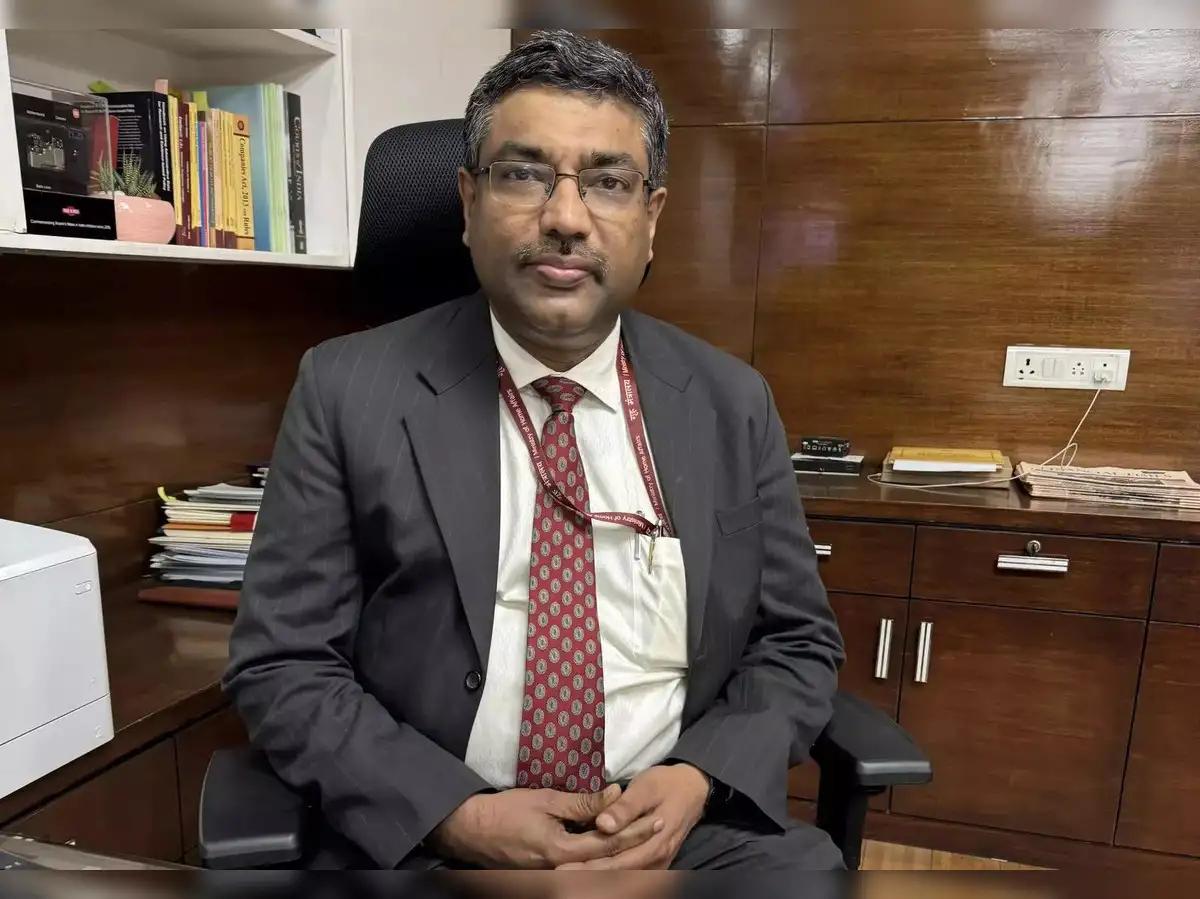 Economy to grow slower unless more women join workforce: MeitY secretary - The Economic Times