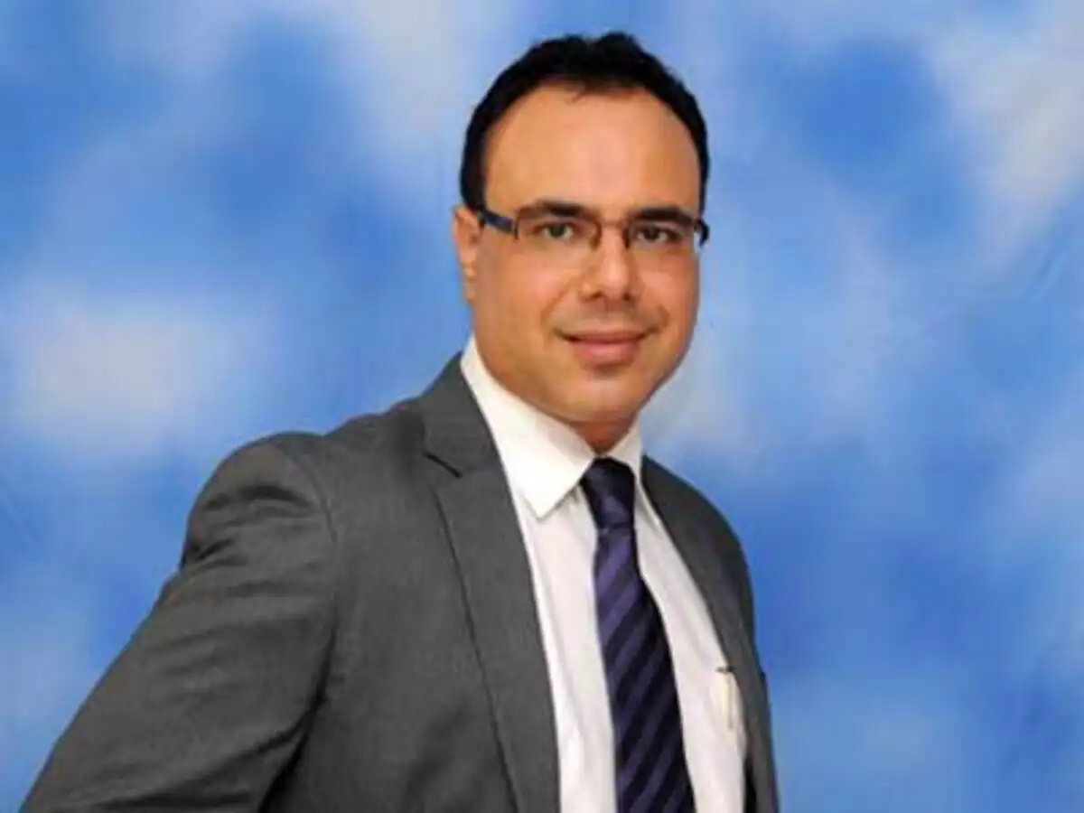 Tech stocks quoting at levels as if Sensex were at 35,000: Mehrab Irani ...