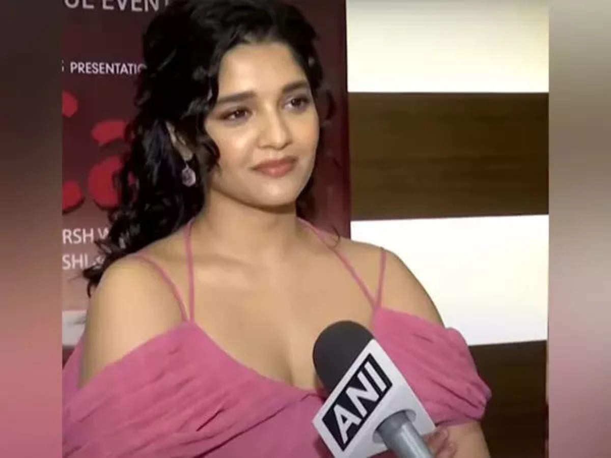 ritika singh: 'Sala Khadoos' star Ritika Singh feels Bollywood can be a  tough nut to crack for outsiders - The Economic Times