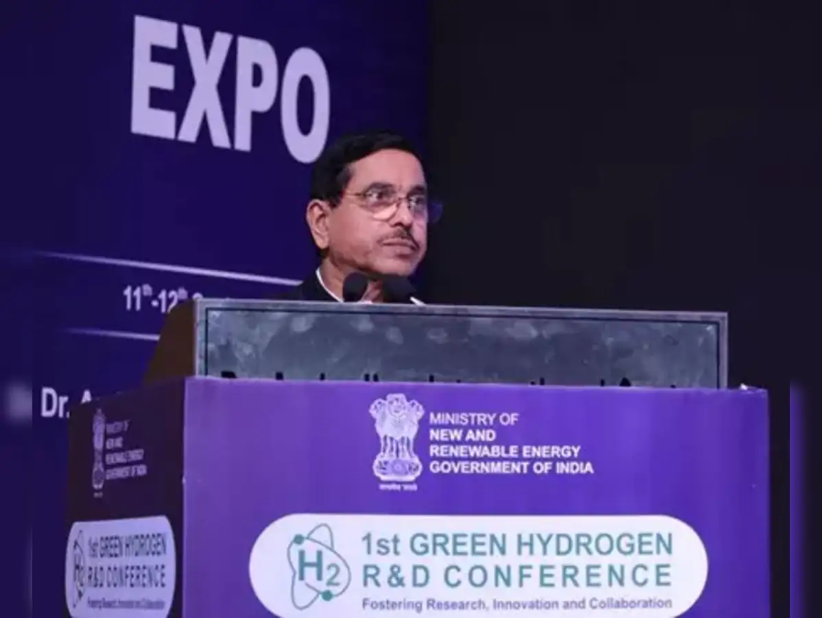 Govt launches Rs 100-crore scheme for startups to aid innovations in green hydrogen - The Economic Times