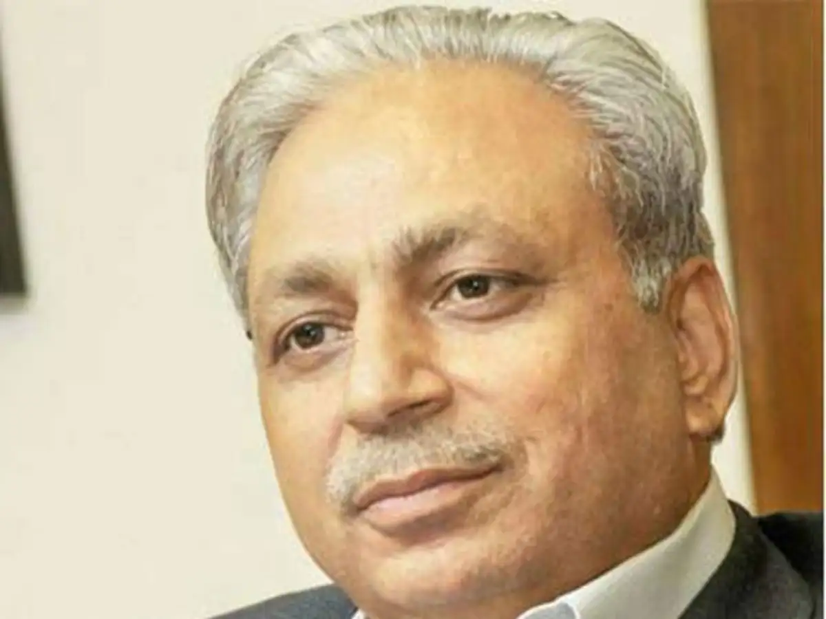 Tech Mahindra: Tech Mahindra CEO takes home more than entire boards of ...