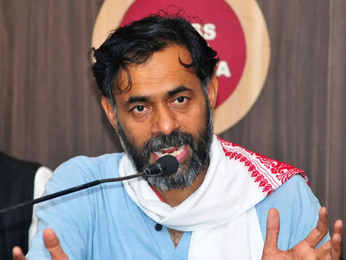 AAP in 'damage control' mode, says Yogendra Yadav on possible changes in  Janlokpal draft - The Economic Times