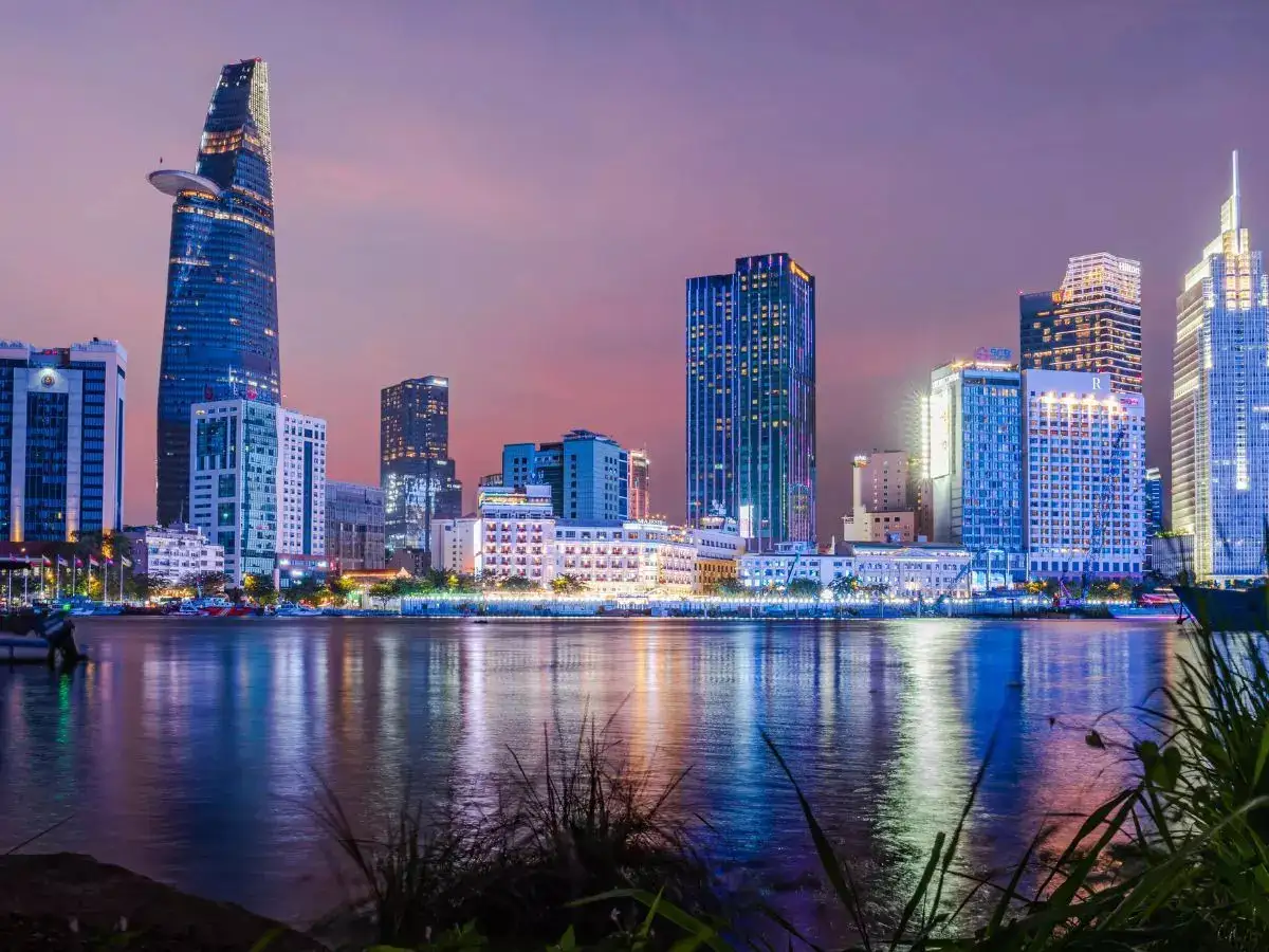 Vietnam to give foreign investors easier access to stock market