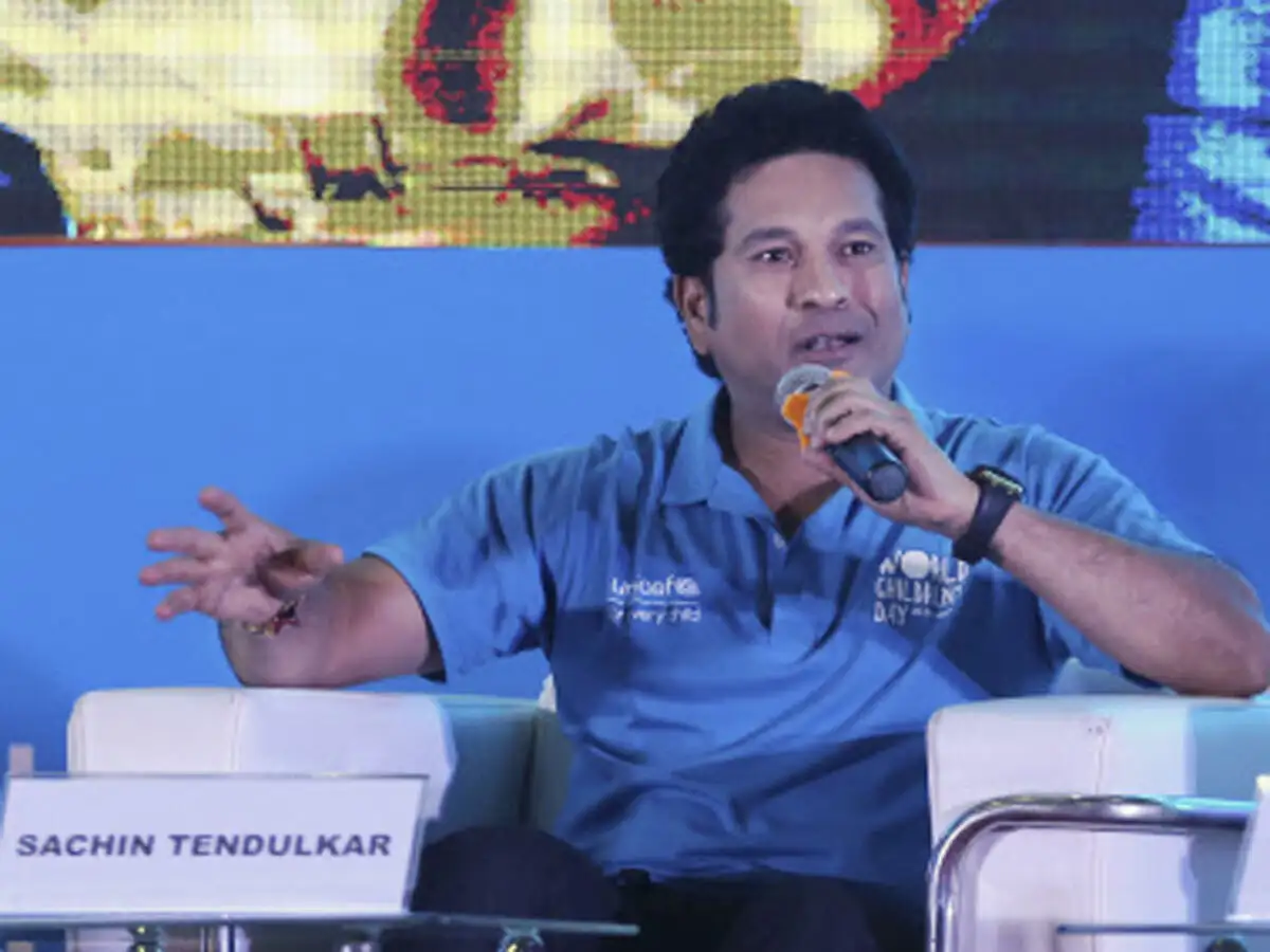 Apollo Tyres Ropes In Sachin Tendulkar As Brand Ambassador The Economic Times I am sure this partnership will help us go the apollo tyres on thursday said it has roped in sachin tendulkar as brand ambassador of the company for five years. apollo tyres ropes in sachin tendulkar