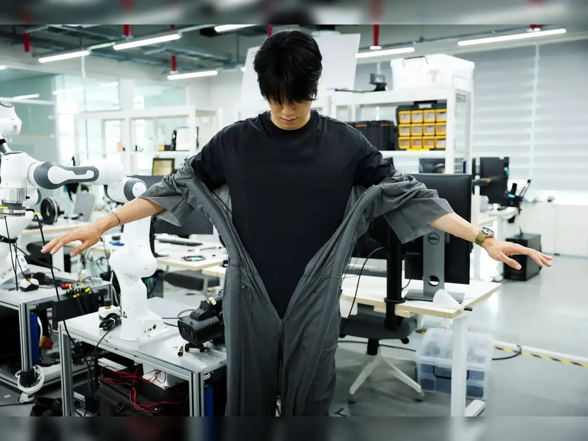 robotic technology: South Korea-US team unveils robotic technology that dresses the wearer