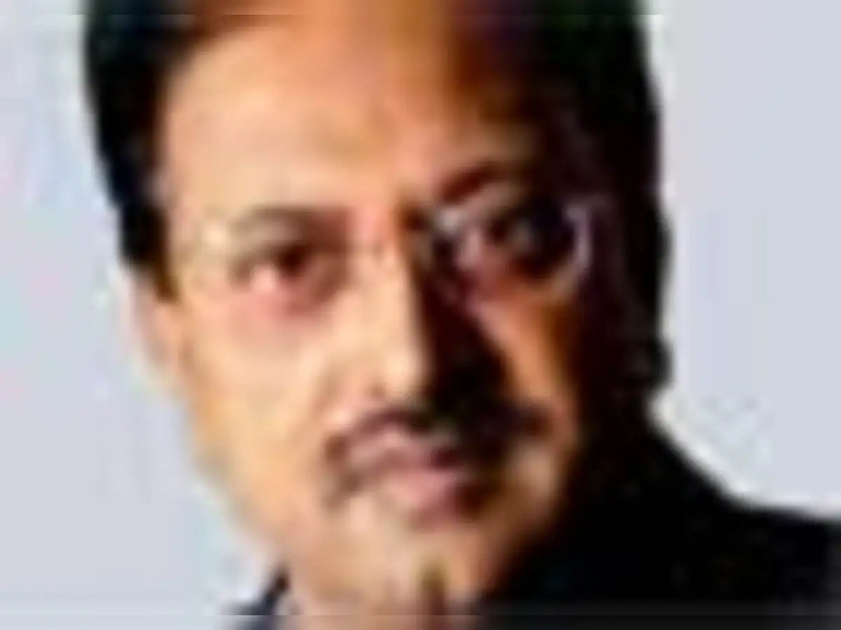 Raju warned of 'takeover by IBM' to push for Maytas deal - The Economic ...