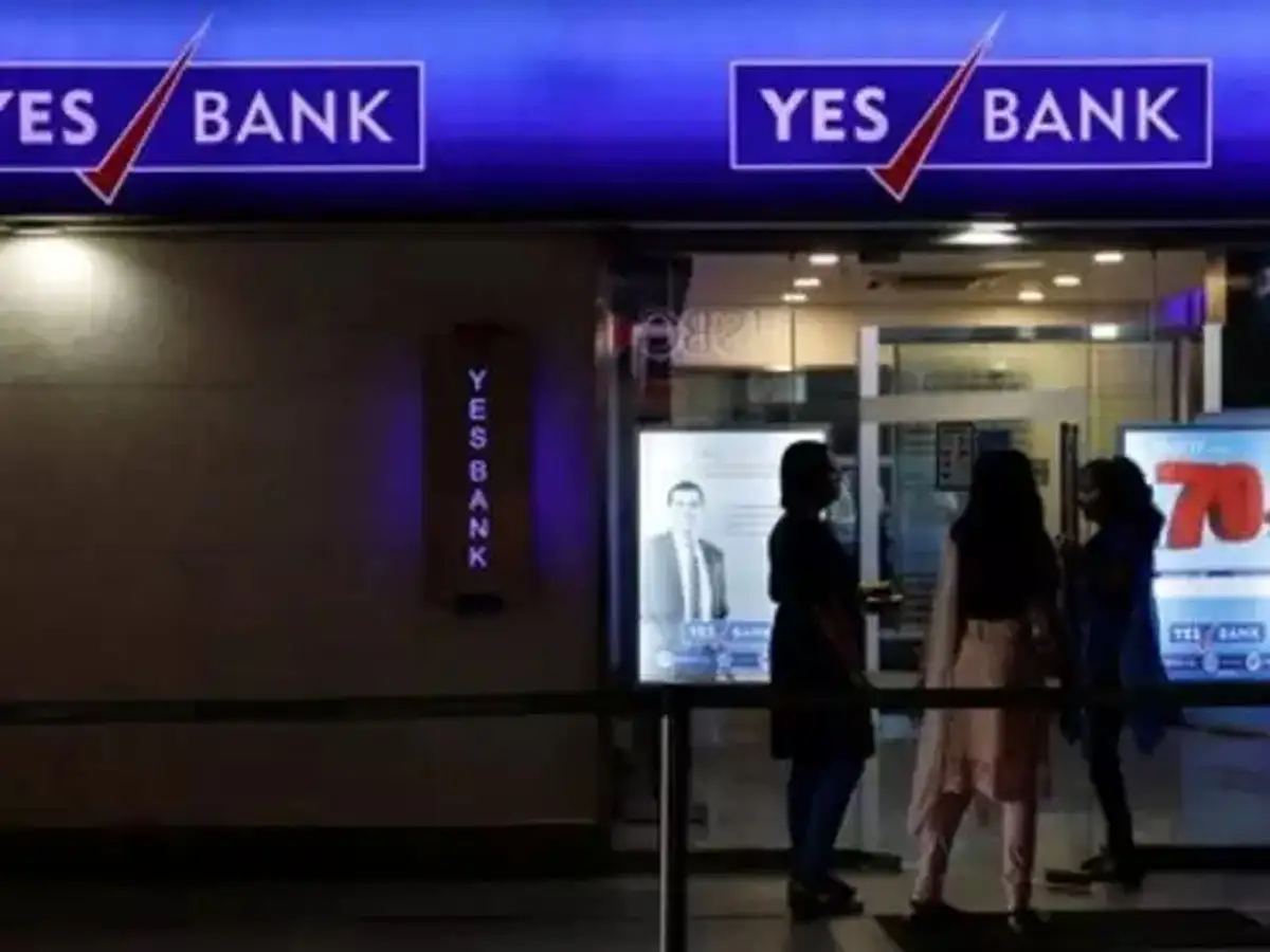 should you buy yes bank shares