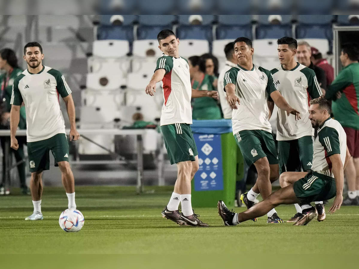 Mexico vs. Poland Highlights  2022 FIFA World Cup 