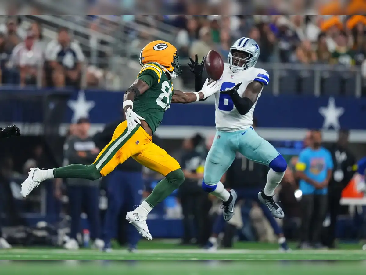 DISRESPECTED, UNDERMANNED… YET UNBROKEN 💔⭐: Written off as underdogs, missing CeeDee Lamb, and crushed by the weight of Micah Parsons and the Packers’ hype, the Cowboys stunned the NFL as Dak Prescott threw for over 300 yards and 3 TDs, dragging the game into a breathtaking 40-40 overtime thriller at Jerry World. But it was the mysterious detail after that final field goal — something almost everyone missed — that has Cowboys Nation exploding in furious debate… - HMs