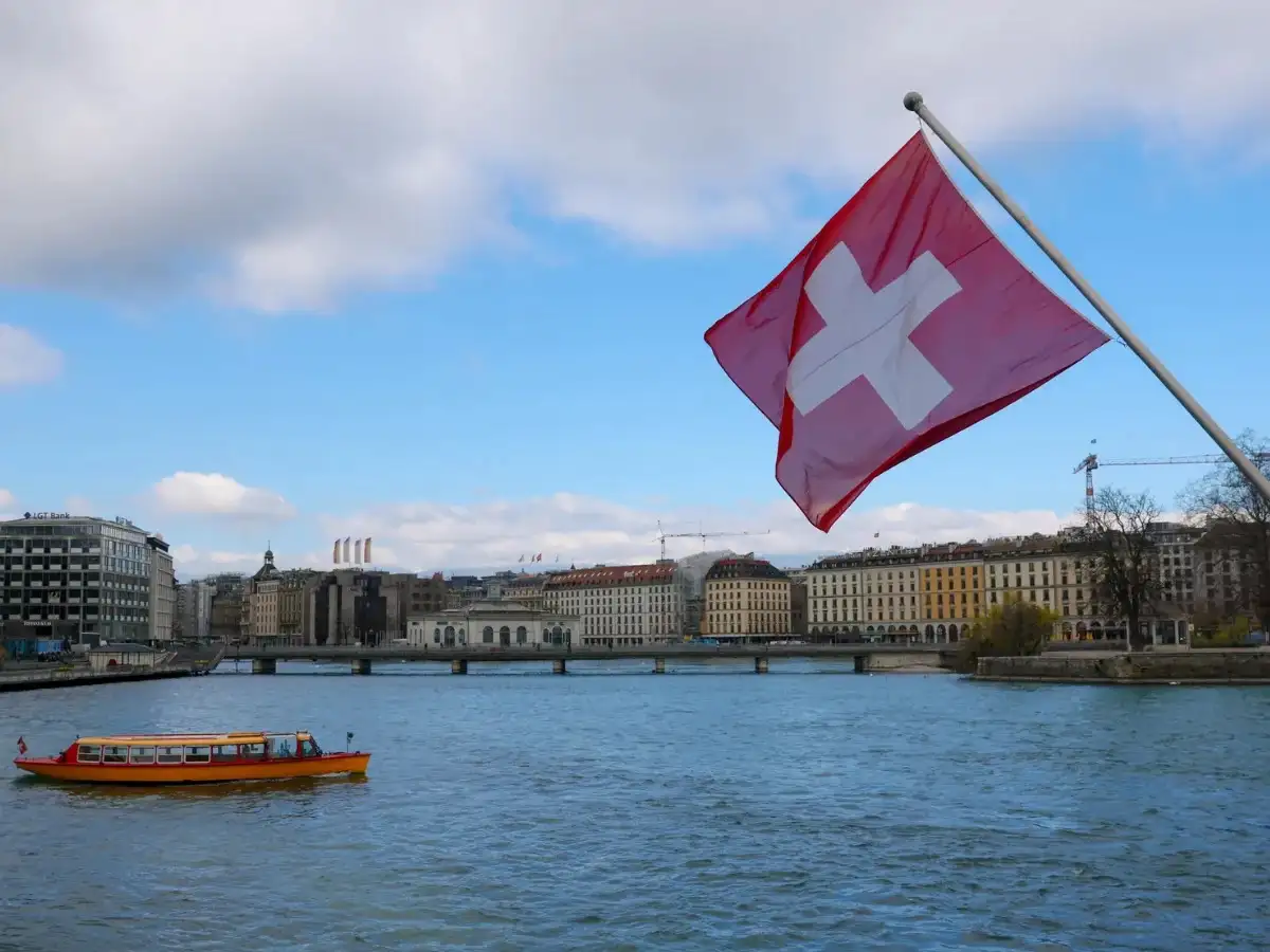 Switzerland plans stricter rules for real estate purchases by foreigners