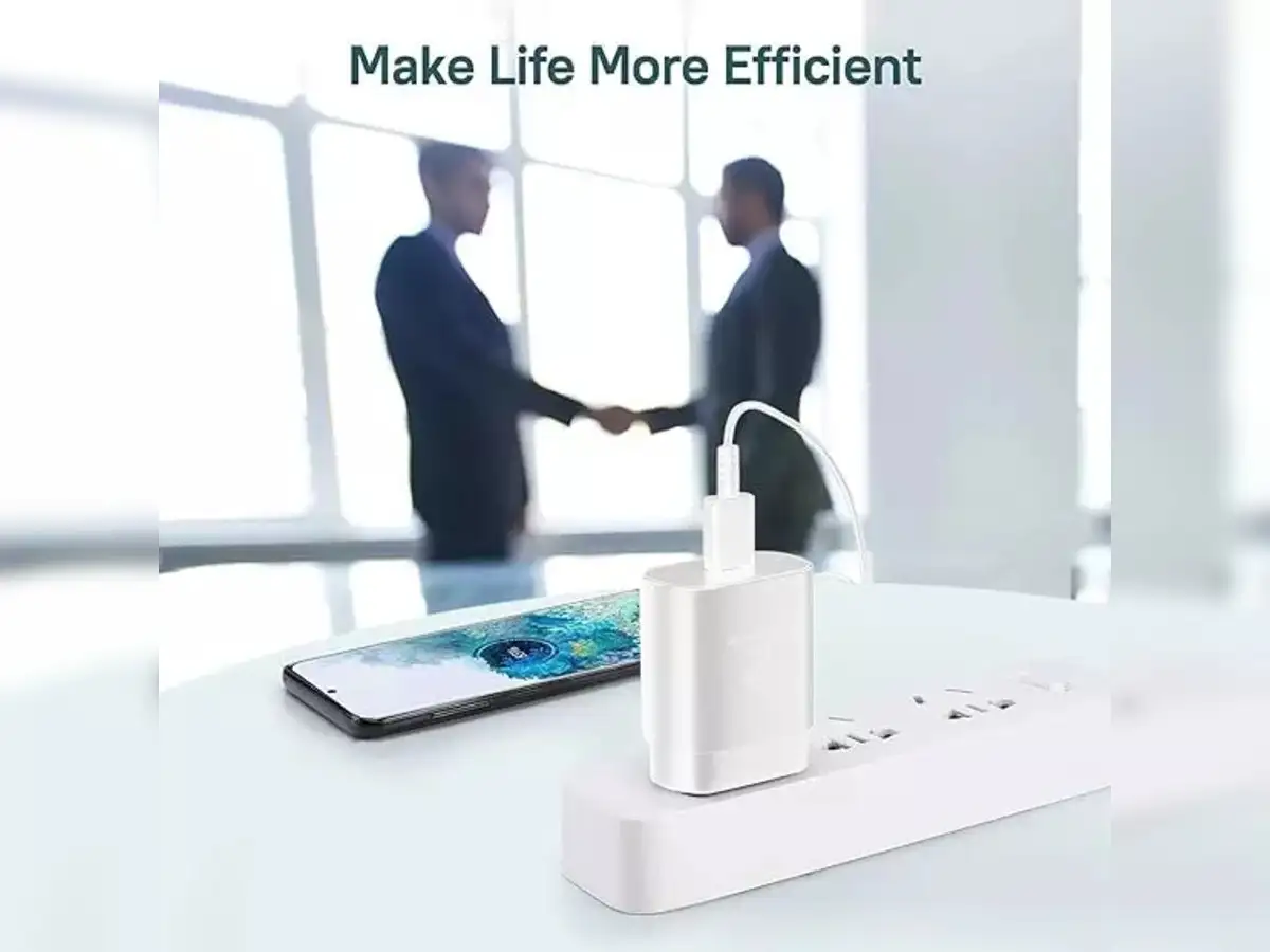 8 Best USB Type C mobile chargers for fast charging - ET Adviser