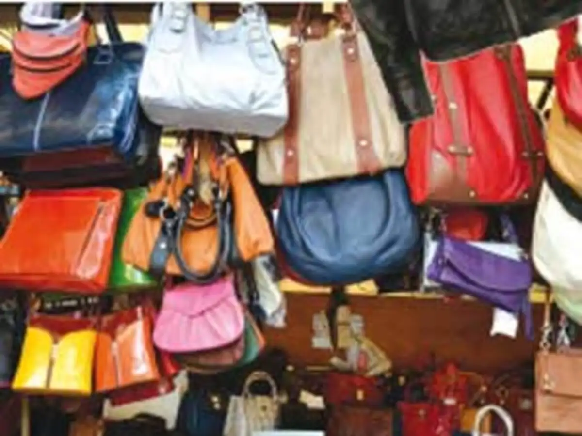 Update more than 137 karol bagh bag market delhi latest esthdonghoadian
