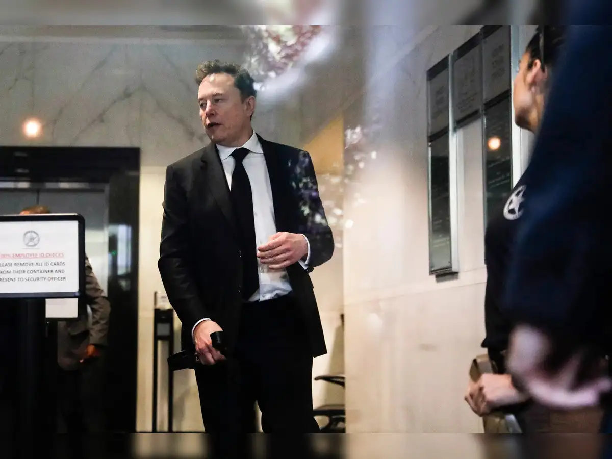 Elon Musk and Sam Altman in a courtroom setting, representing the OpenAI charity dispute.
