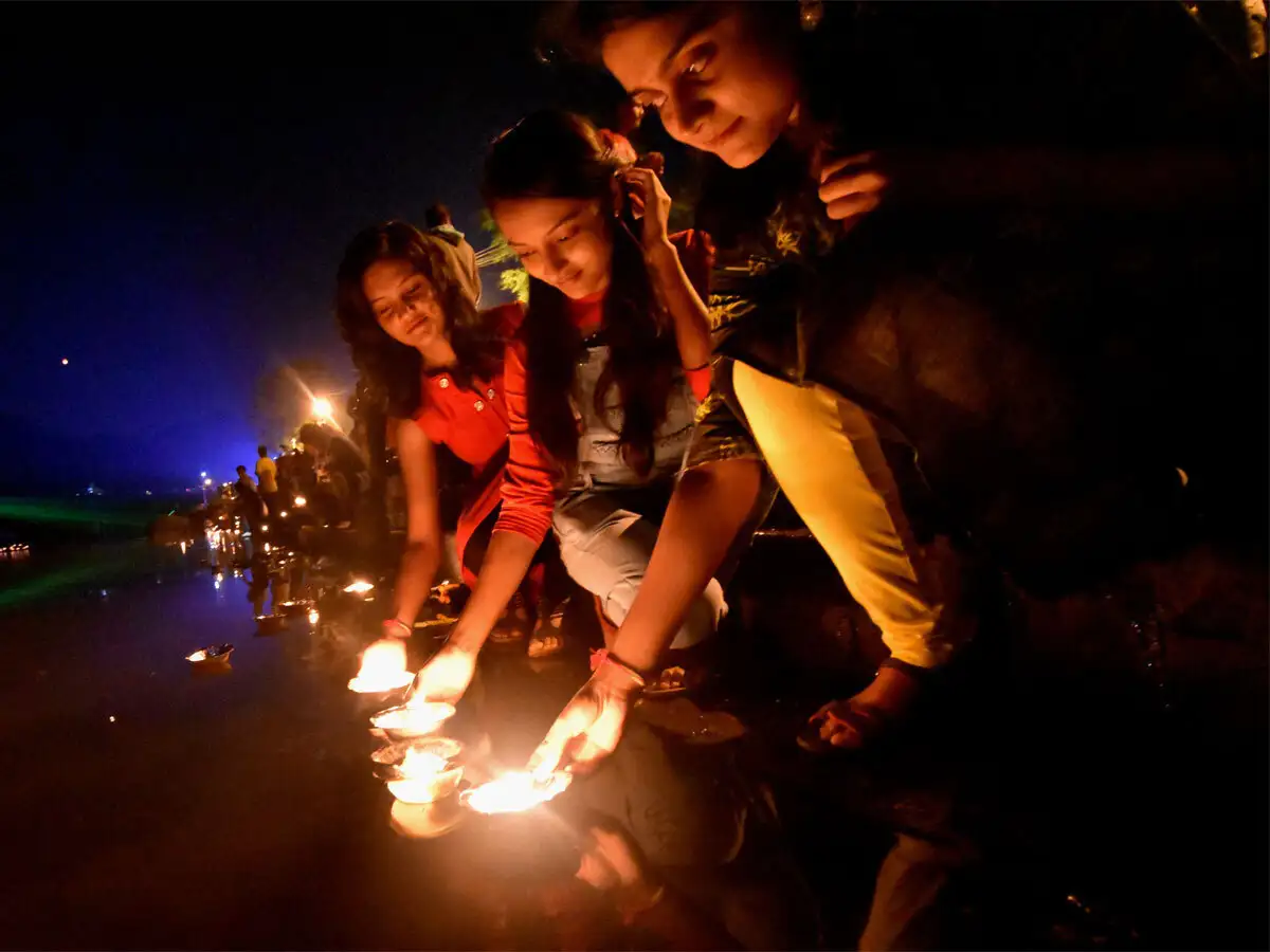 Get Ayodhya Ram Mandir Diwali Pic Images