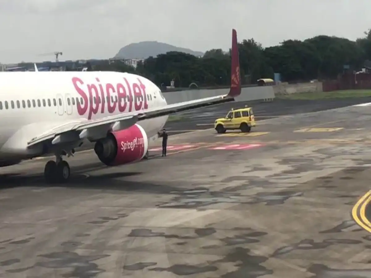 Dgca To Inspect 23 Boeing 737 Planes Of Spicejet For Possible Cracks The Economic Times Its definitely a world class budget carrier and outclasses many other airlines iv flown on. dgca to inspect 23 boeing 737 planes of