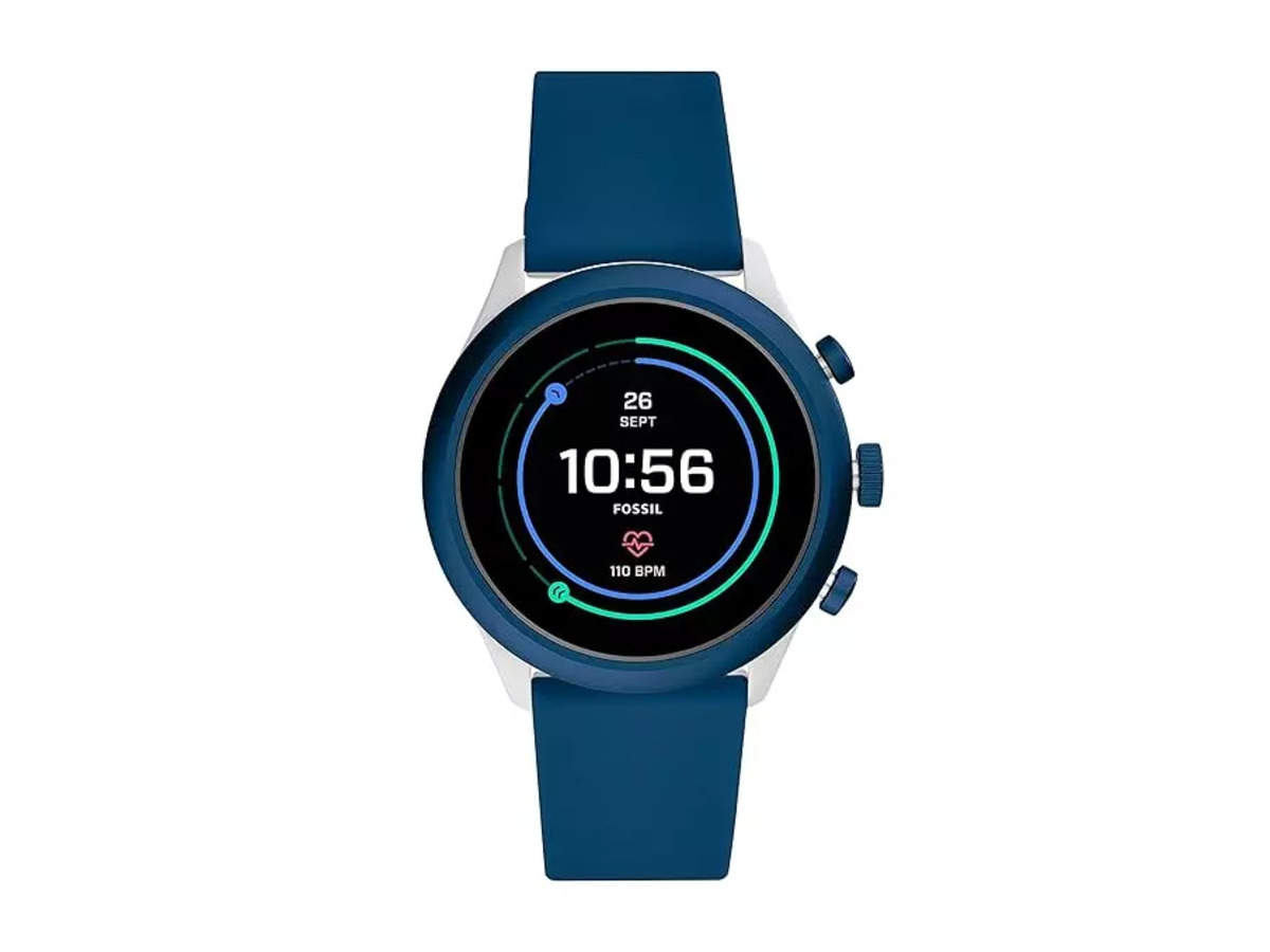 Fossil's new smartwatches add GPS, NFC, and heartbeat monitors