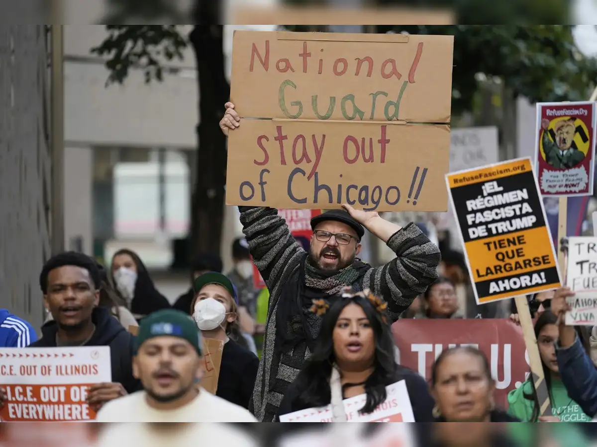 Trump admin launches immigration raids in Chicago - The Economic Times