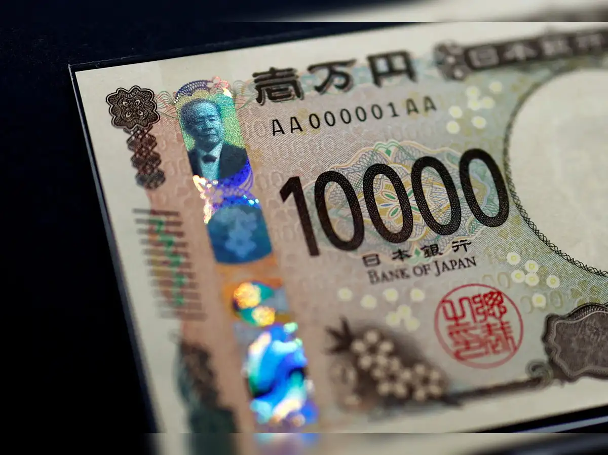 Peter Schiff warns: Japan may dump US debt, sending yields soaring and  Dollar crashing - The Economic Times