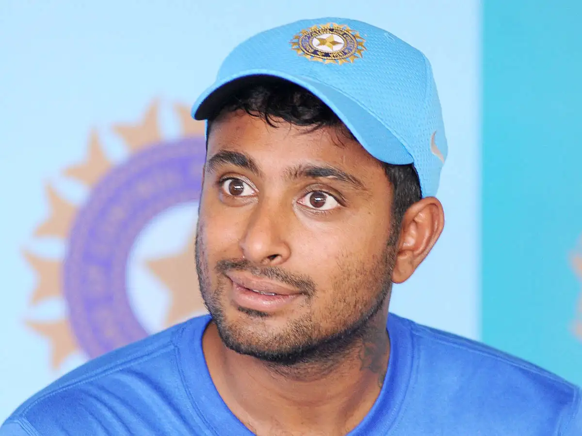 Omitted from World Cup squad, Ambati Rayudu retires from cricket - The  Economic Times