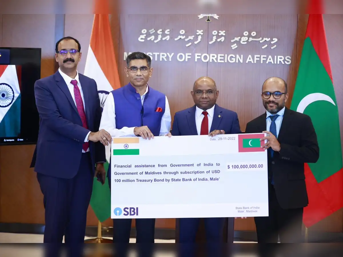India Maldives News: India extends $100 million assistance to Maldives to  tide over crisis - The Economic Times