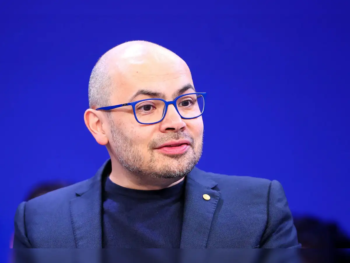 Davos 2026: Čína výrazně dohnala USA, ale stále nedokáže inovovat za hranicemi současných možností, říká šéf Google DeepMind Demis Hassabis