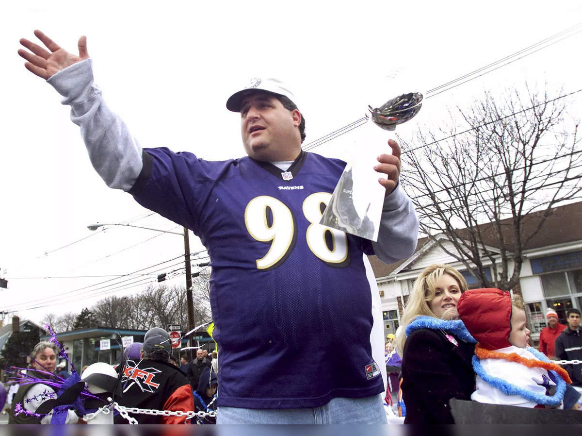 Tony Siragusa dies at 55: Former Colts and Ravens DT, nicknamed