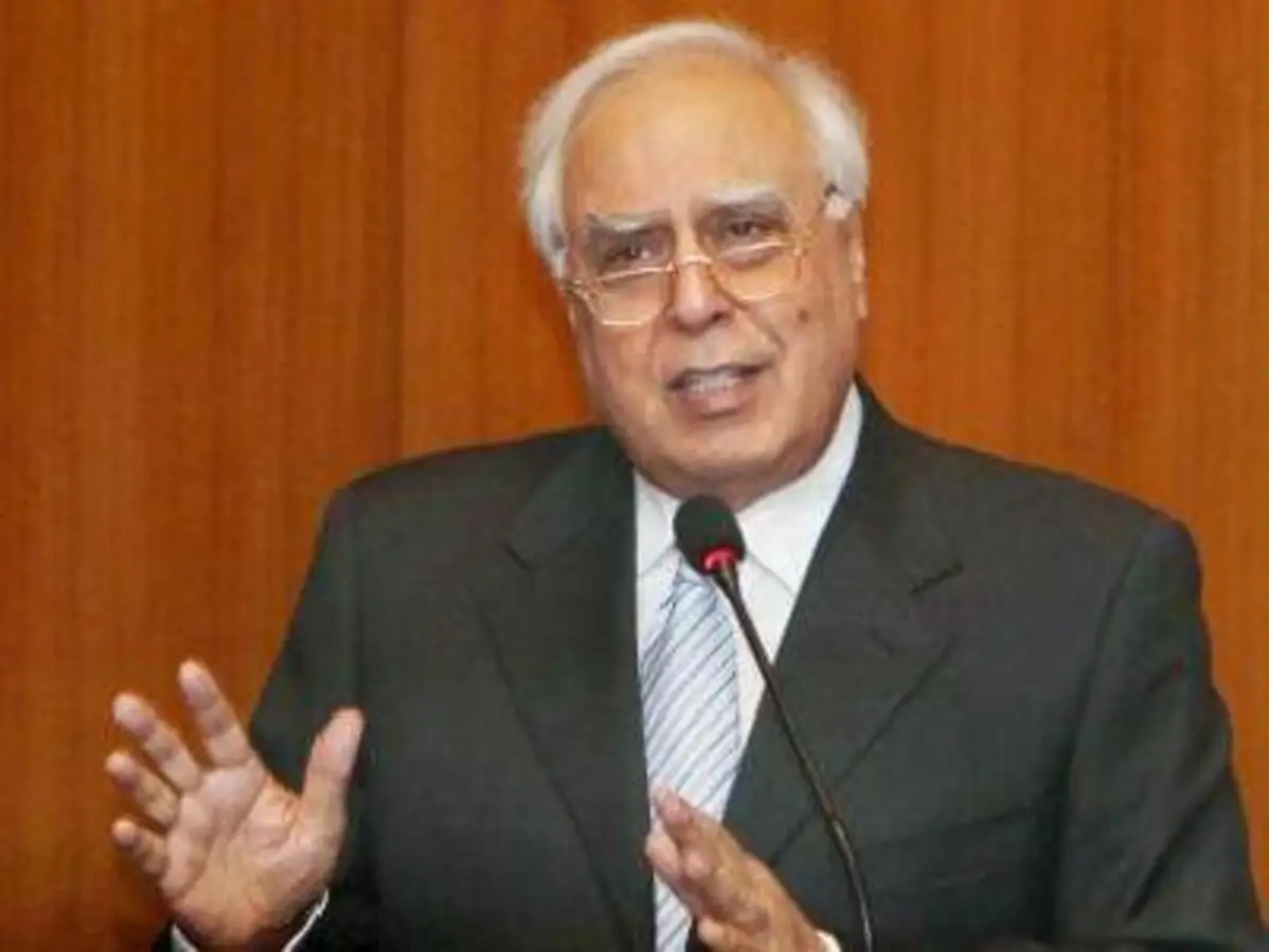 Kapil Sibal launches e-governance application store - The Economic Times