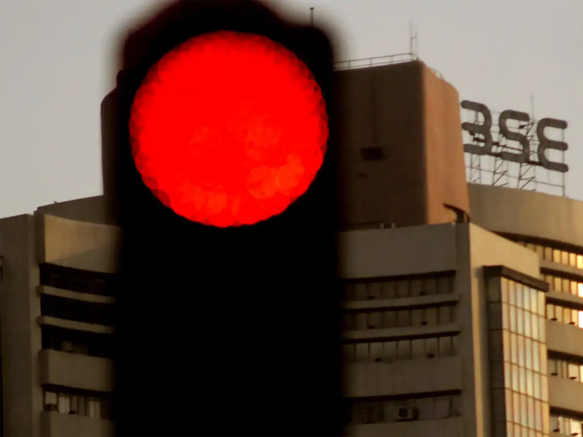 Sensex Sensex Nifty Plunge As Rbi Slashes Growth Forecast The Economic Times