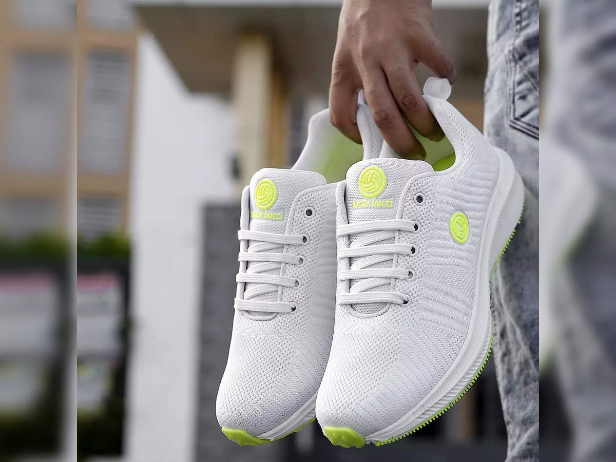 white Sports Shoes for Men: 8 Most Popular White Sports Shoes for Men in  India - The Economic Times