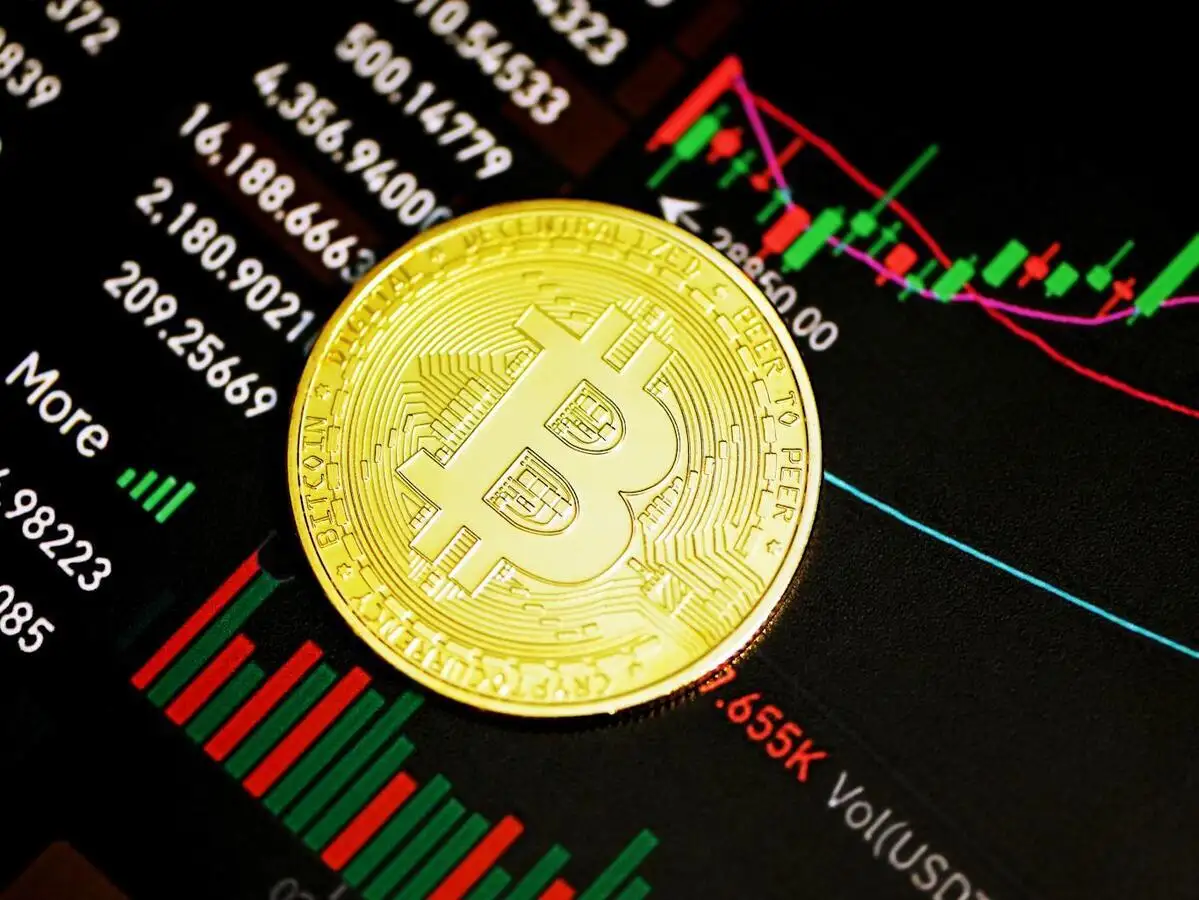 BlackRock debuts Bitcoin exchange-traded product in Europe - The Economic  Times