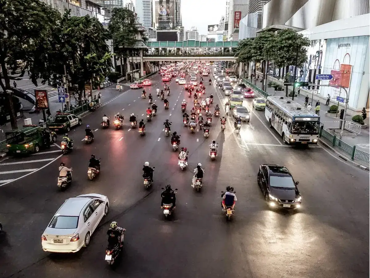 Bangkok issues high tide alert: What tourists should know as river levels rise