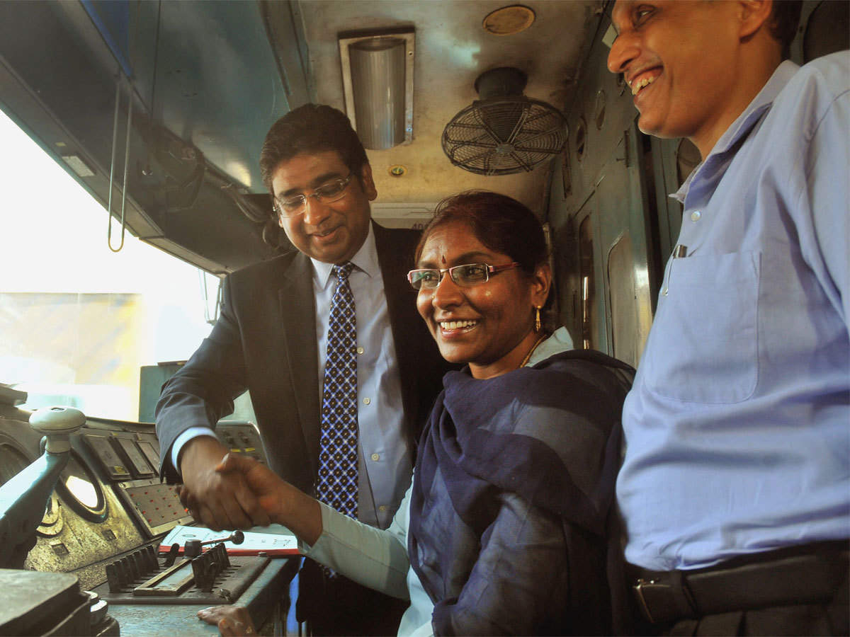 Meet Surekha Yadav, Asia's 1st woman loco pilot who now becomes first  female to operate Vande Bharat - India Today