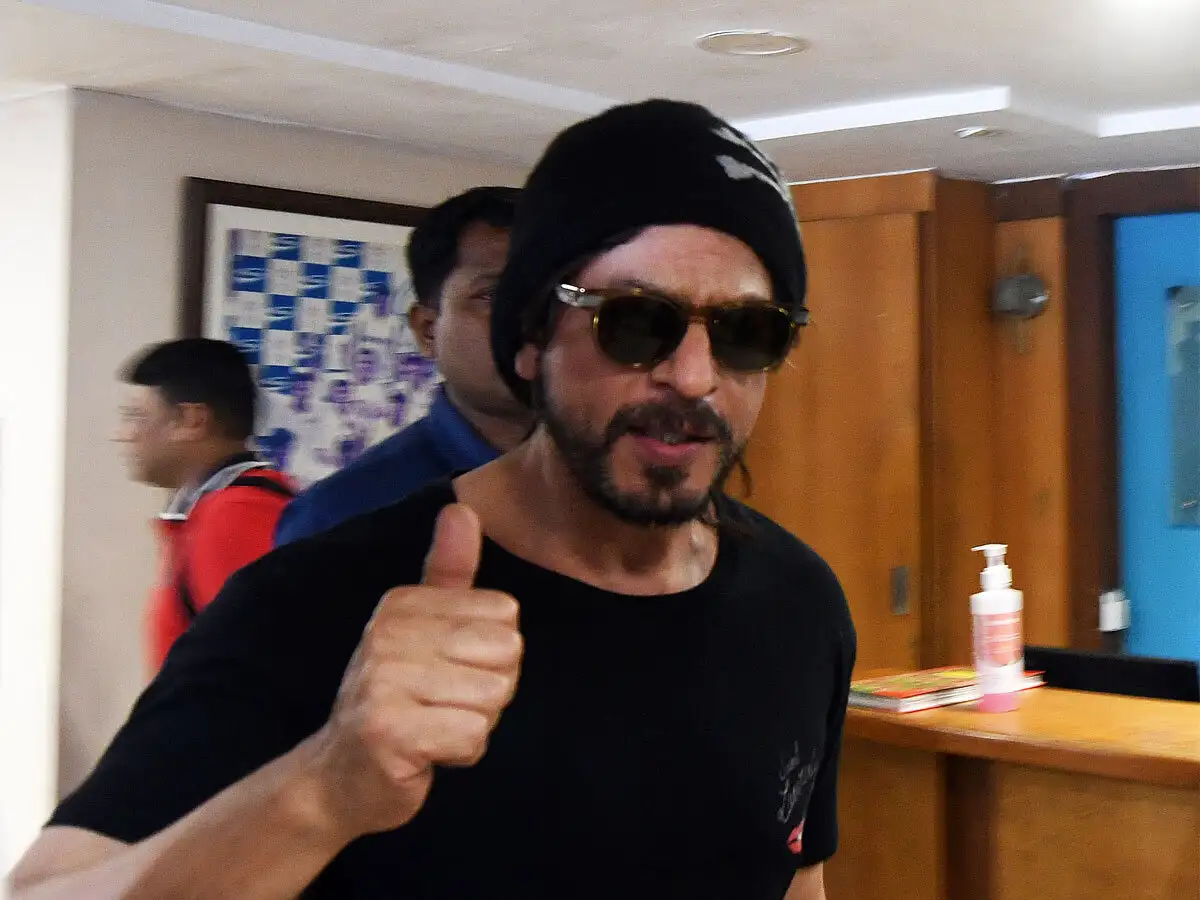 Srk Calls Budding Film Makers To Spook Him In Lockdown Announces Competition To Make Scary Indoor Movie The Economic Times