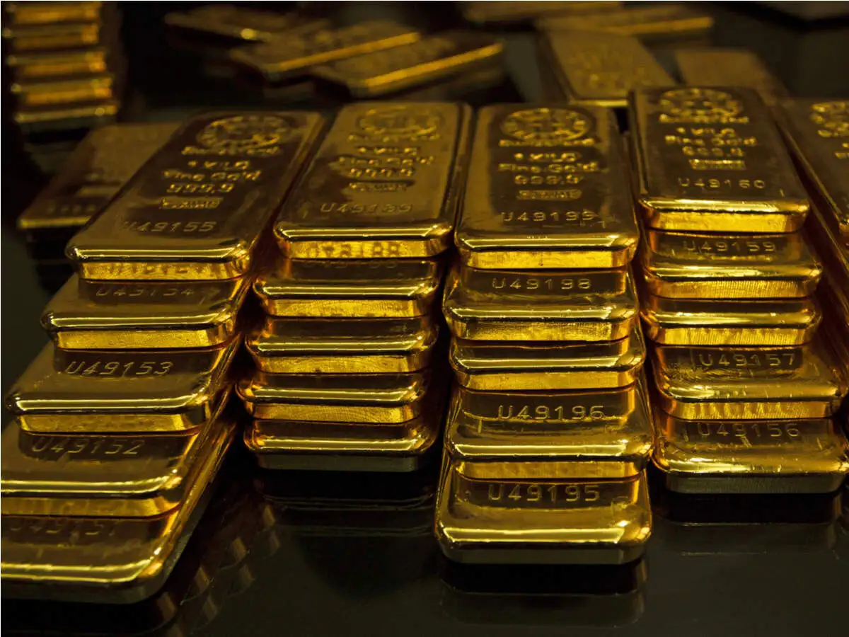 Saudi Shoppers Rush To Buy Gold Before Taxes Triple The Economic Times