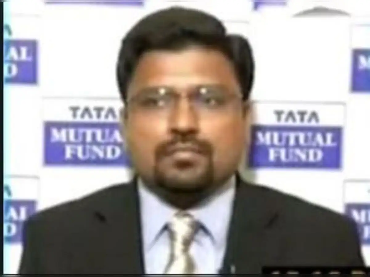 Expect rupee to trade in 68-69 range by December 2016: Akhil Mittal ...