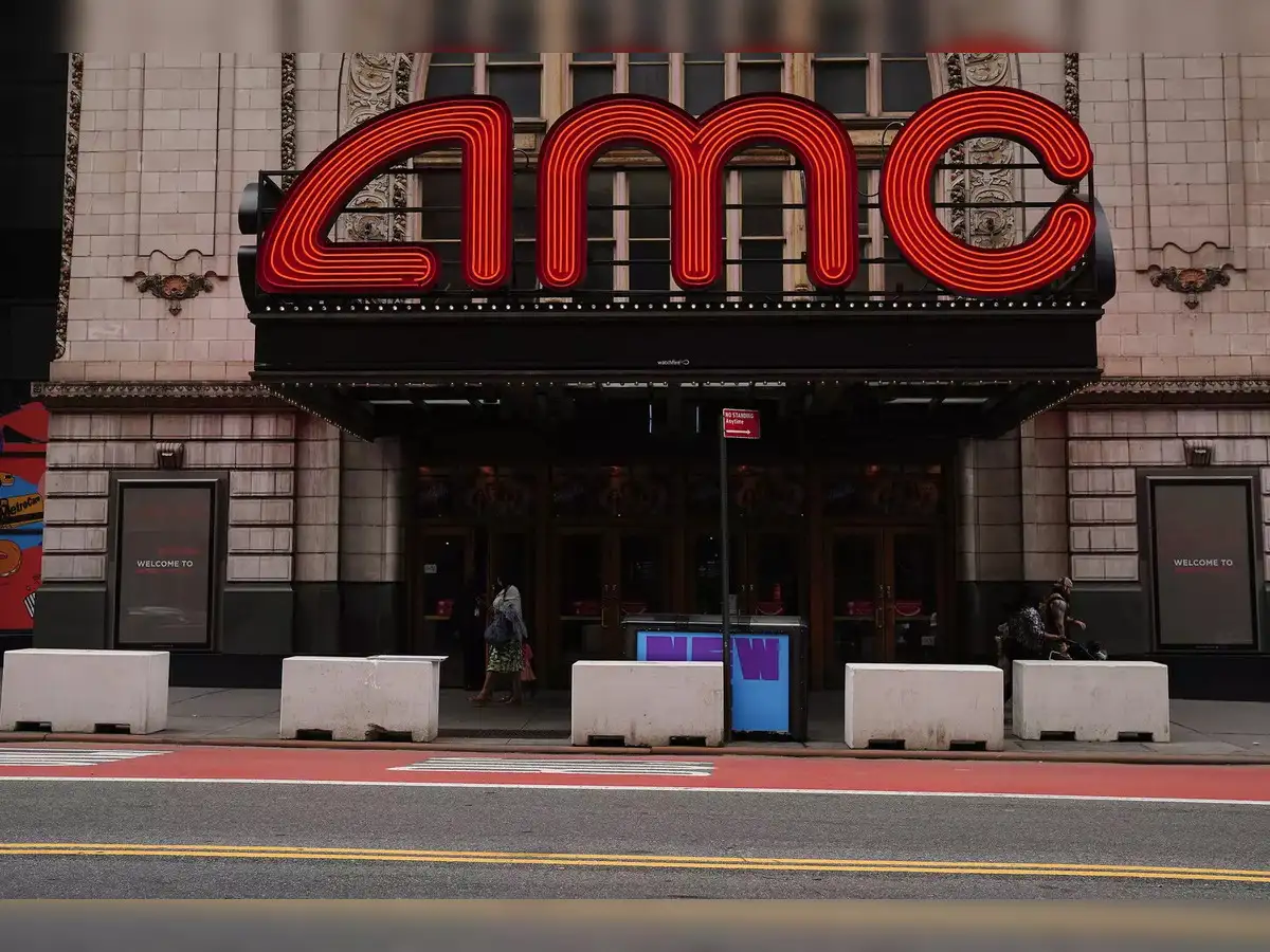 amc: AMC CEO says theaters will accept other cryptocurrencies along with  Bitcoin - The Economic Times