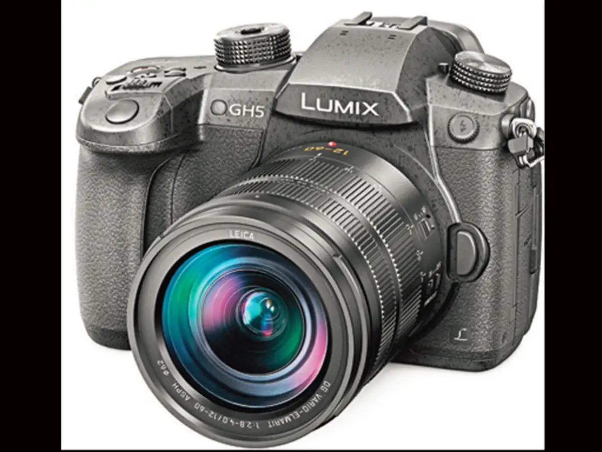 パナソニック Panasonic LUMIX GH5 Panasonic Lumix GH5 review: Perfect for making videos - The